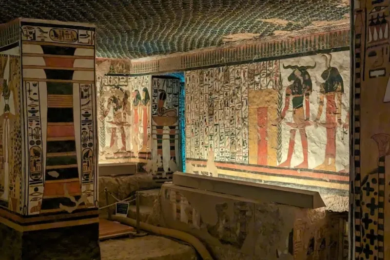 Nefertari Immagini | Decorazioni e affreschi della celebre tomba nella Valle delle Regine